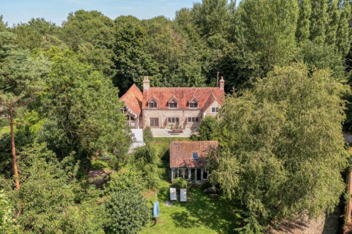 5 Bedroom Detached House For Sale In Exceptional Th-Century Home With Barn And Annexe In Saxlingham, NR25