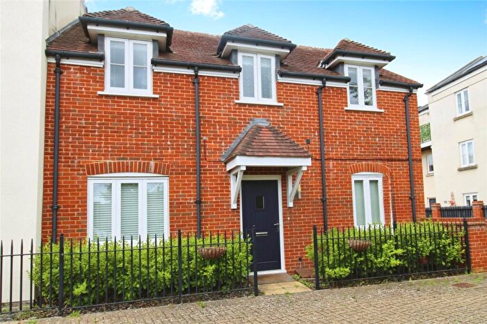4 Bedroom End Of Terrace House To Rent In Ellisons Crescent, Waterlooville, Hampshire, PO7