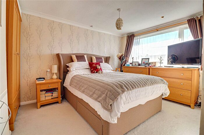 3 Bedroom Terraced House For Sale In The Chilterns, Kensworth, Dunstable, Bedfordshire, LU6