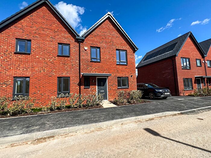 3 Bedroom Semi-Detached House To Rent In Great Haddon, PE7