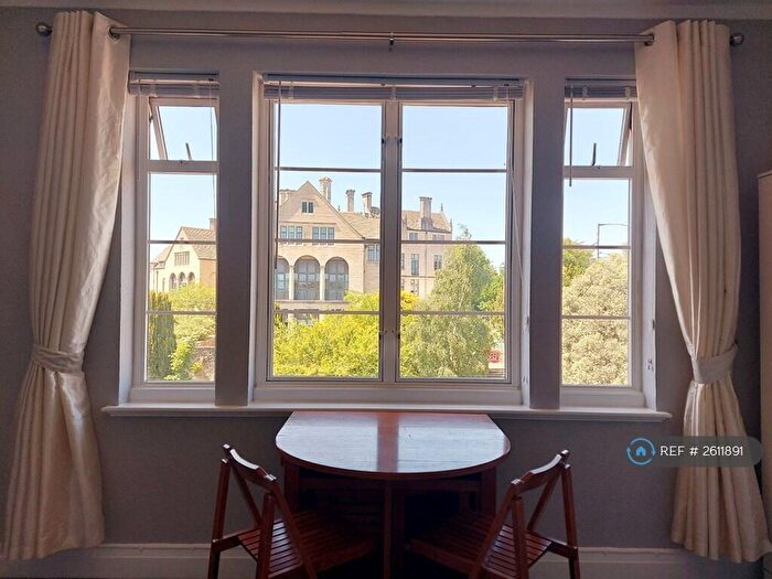 1 Bedroom Flat To Rent In Tyndalls Park Road, Bristol, BS8