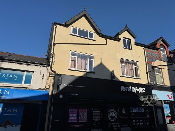 1 Bedroom Flat To Rent In - Dunraven Street, Tonypandy, Rhondda Cynon Taff, CF40