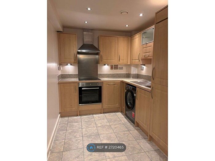 1 Bedroom Flat To Rent In Kingfisher Meadow, Maidstone, ME16