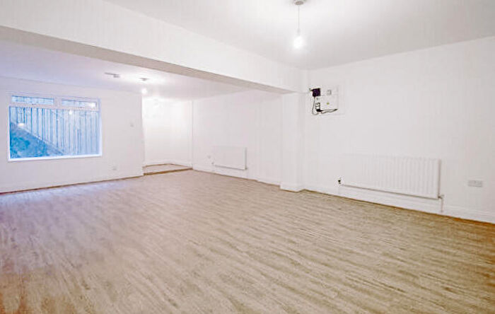 Studio To Rent In Tilia Road, London, E5