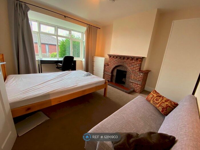 5 Bedroom Semi-Detached House To Rent In Greenstead Road, Colchester CO1