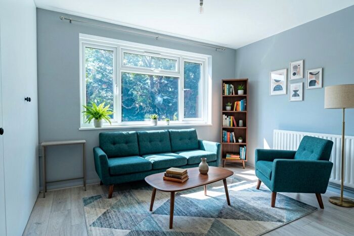 4 Bedroom Terraced House To Rent In Aplin Way, Isleworth, TW7