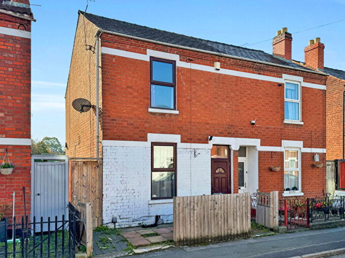 3 Bedroom Semi-Detached House For Sale In Hatherley Road, Gloucester, GL1