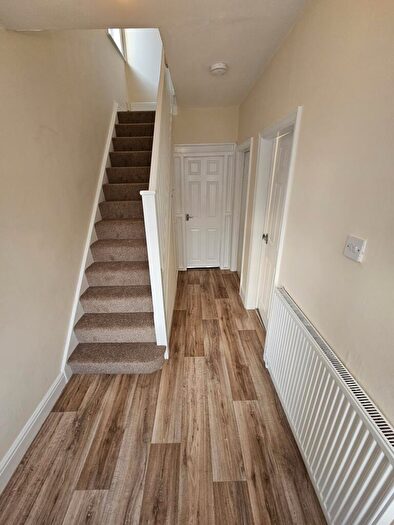 3 Bedroom End Of Terrace House To Rent In Rotherham Road, Holbrooks, Coventry, CV6