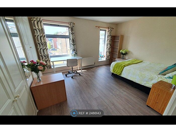 4 Bedroom Terraced House To Rent In Nazareth Road, Nottingham, NG7