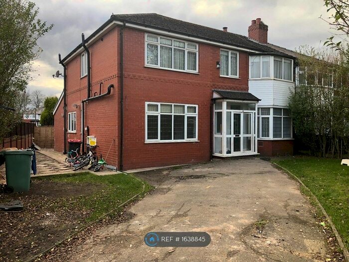 5 Bedroom Semi-Detached House To Rent In Bury Old Road, Prestwich, Manchester, M25