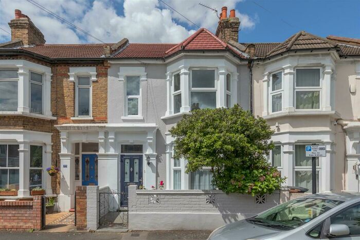 3 Bedroom Terraced House To Rent In Leyton Park Road, Leyton, E10