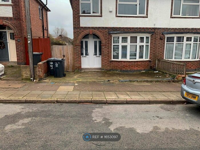 2 Bedroom Flat To Rent In Leicester, Leicester, LE2