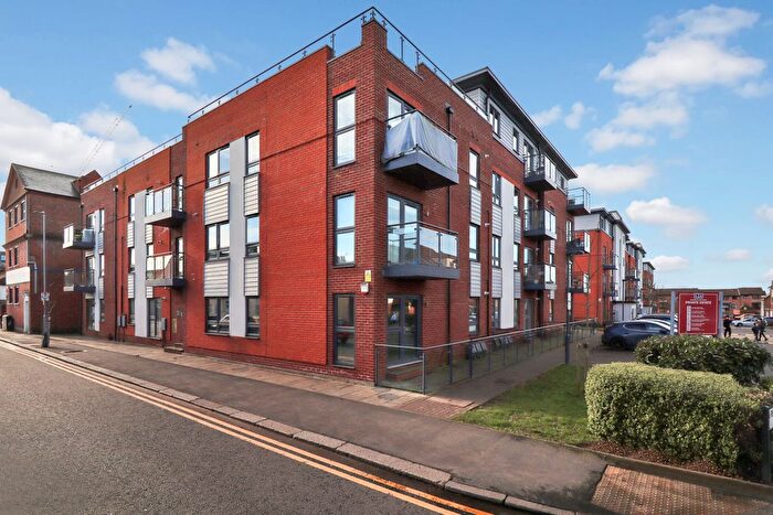 2 Bedroom Flat For Sale In Hagden Lane, Watford, Hertfordshire, WD18