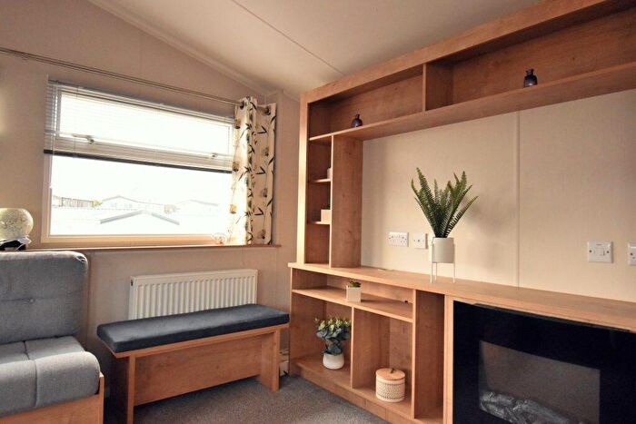 3 Bedroom Park Home For Sale In Lossiemouth Holiday Park, IV31