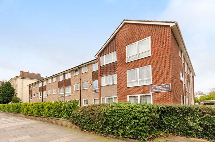 2 Bedroom Flat To Rent In Ewell Road, Surbiton, KT6
