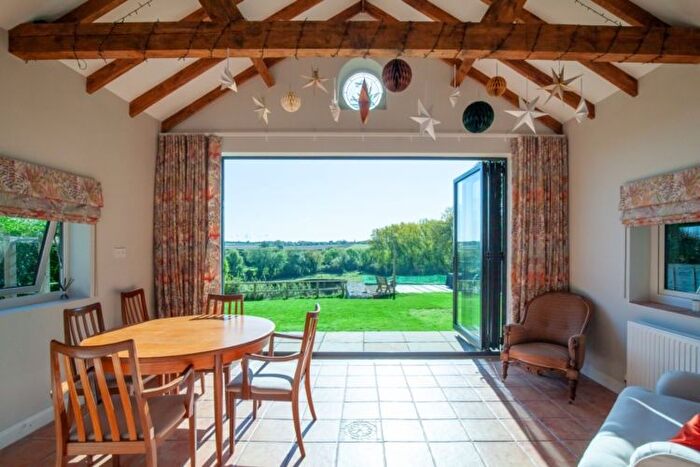 4 Bedroom Bungalow For Sale In Cross Lane, Helmdon, NN13