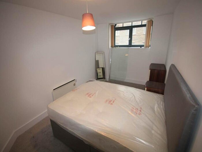 1 Bedroom Flat To Rent In Woolston Warehouse, Grattan Road, Bradford, BD1