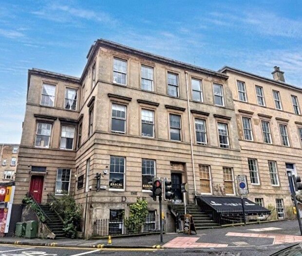 2 Bedroom Flat For Sale In /, Lynedoch Street, Park, G3