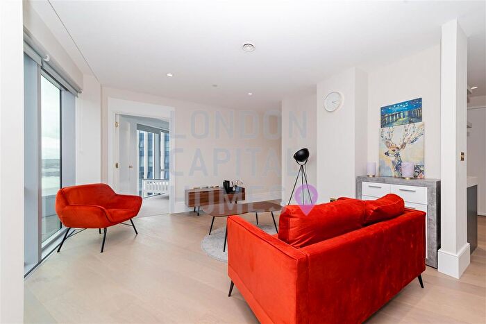 3 Bedroom Flat To Rent In Cutter Lane, London, SE10