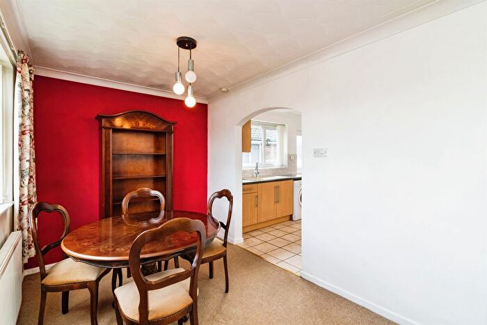 2 Bedroom Detached Bungalow For Sale In Greenacre Crescent, Lowestoft, NR32