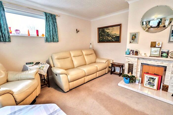 2 Bedroom Detached Bungalow For Sale In Rectory Road, Wivenhoe, Colchester, CO7