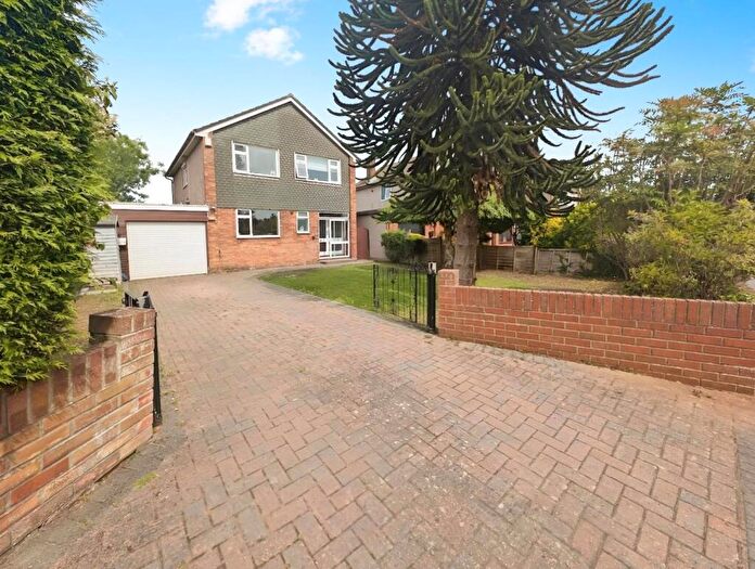 4 Bedroom House For Sale In Stanford Close, Frampton Cotterell, Bristol, BS36