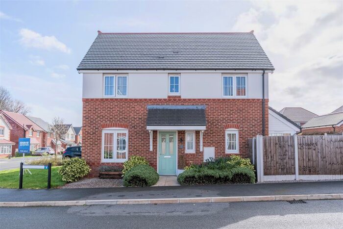 3 Bedroom Detached House For Sale In Lon Elfod, Abergele, LL22