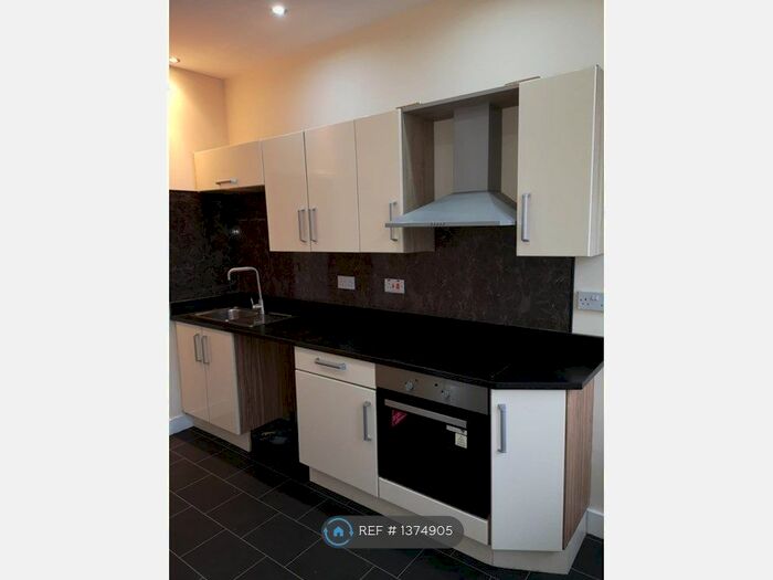 1 Bedroom Flat To Rent In Cavendish Street, Keighley, BD21