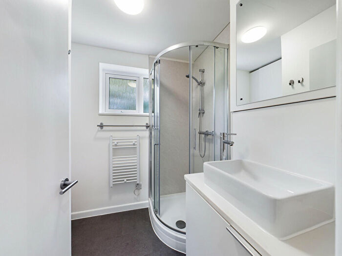 1 Bedroom Flat To Rent In Blackbridge Court, Blackbridge Lane, RH12