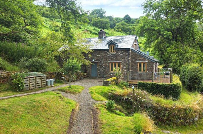 3 Bedroom Barn Conversion For Sale In Cwmdu, Crickhowell, Powys, NP8