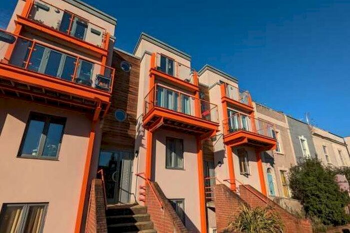 1 Bedroom Flat To Rent In Argyle Road, Bristol, BS2