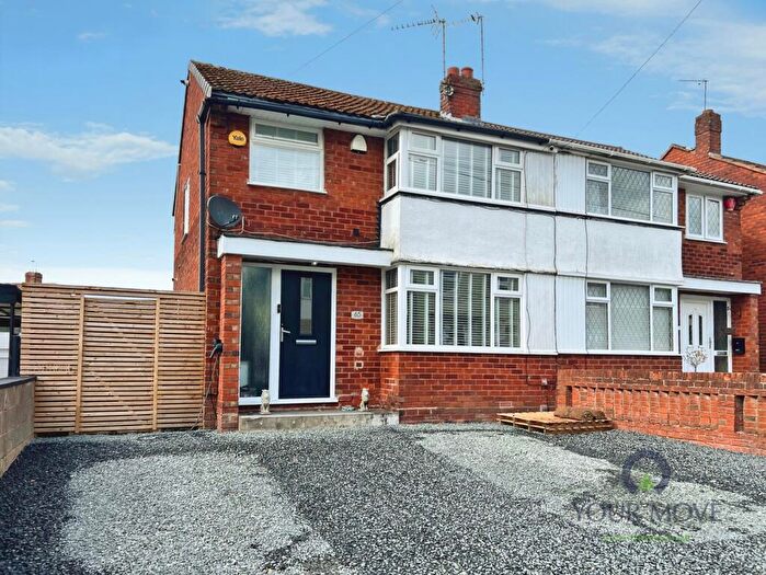 3 Bedroom Semi Detached House For Sale In Himley Avenue, Dudley, West Midlands, DY1