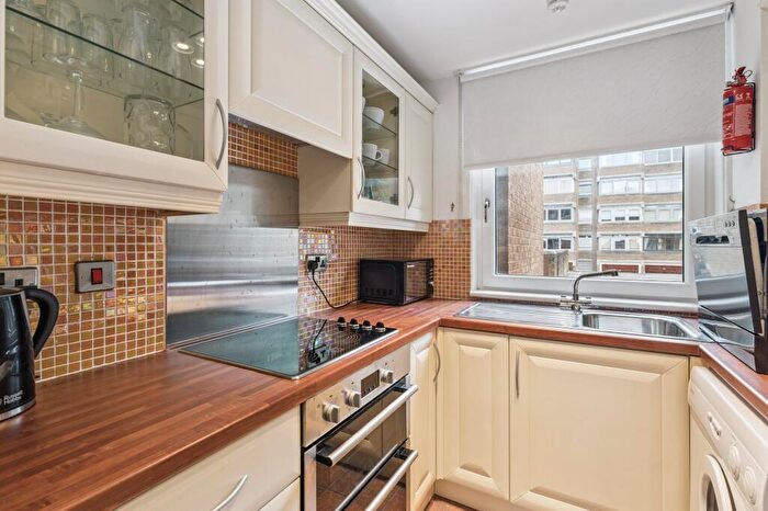 1 Bedroom Apartment For Sale In Lethington Avenue, Shawlands, Glasgow, G41