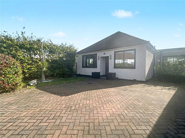 3 Bedroom Bungalow For Sale In Boundary Road, Sidcup, Kent, DA15