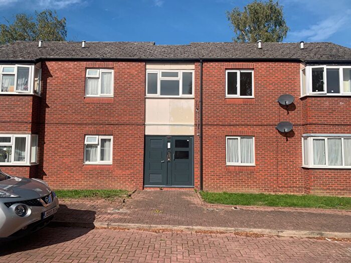 1 Bedroom Flat For Sale In Durrans Court, Bletchley, Milton Keynes, MK2