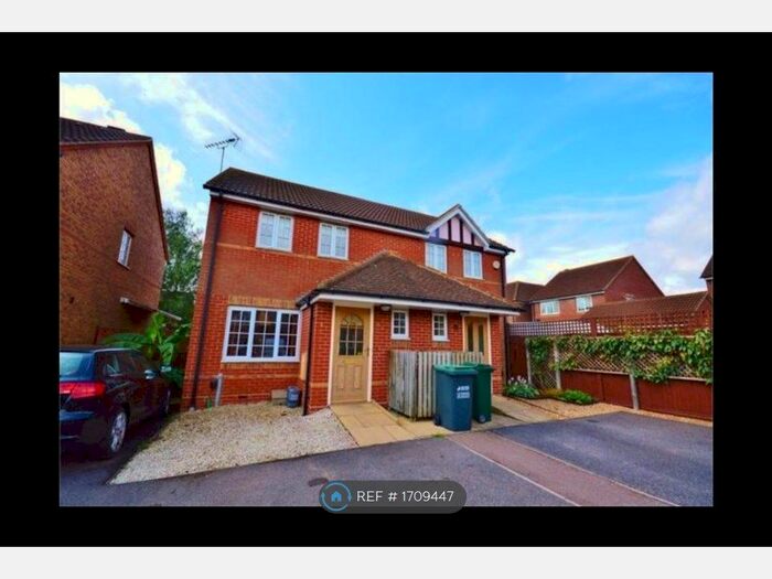 2 Bedroom Semi-Detached House To Rent In Royce Grove, Leavesden, Watford, WD25
