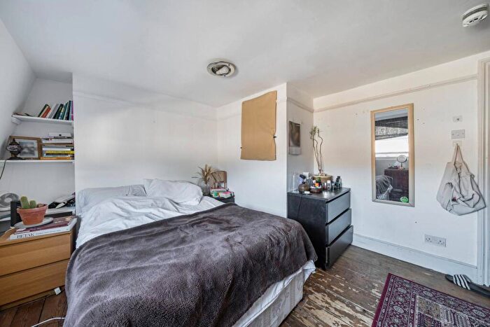 5 Bedroom House To Rent In Brokesley Street, Bow, London, E3