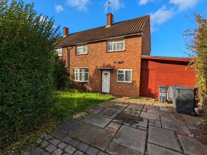 3 Bedroom Terraced House To Rent In Dunley Drive, Croydon, Surrey, CR0