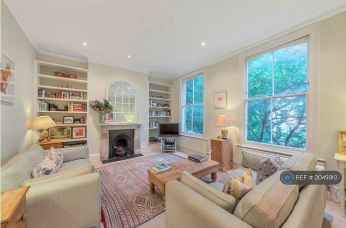 2 Bedroom Maisonette To Rent In Colvestone Crescent, London, E8