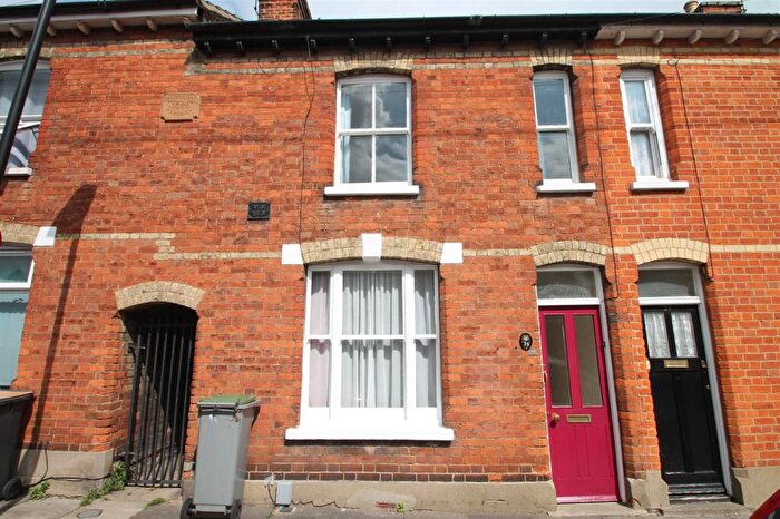 3 Bedroom Terraced House To Rent In Hartington Street, Bedford, MK41