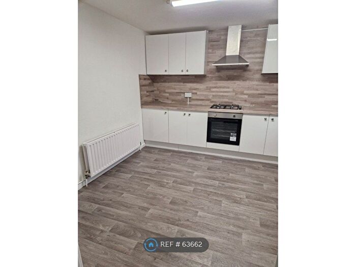 3 Bedroom Terraced House To Rent In Fountains Close, Eastbourne, BN22