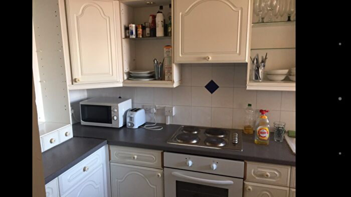 1 Bedroom Flat To Rent In Crondall Street, Hoxton, Dalston, London, N1