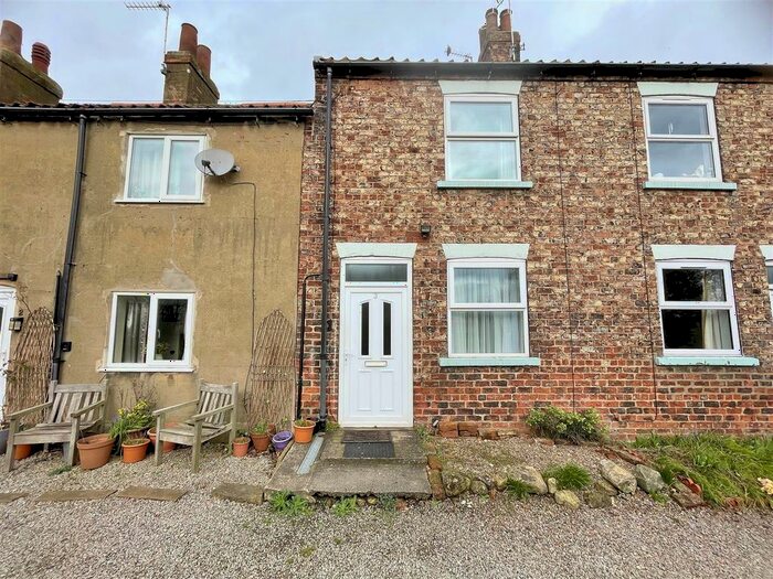 2 Bedroom Terraced House To Rent In North Terrace, Cawood, Selby, YO8