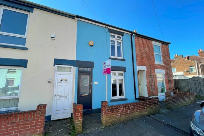 2 Bedroom Terraced House For Sale In Pelham Road, Gosport, PO12