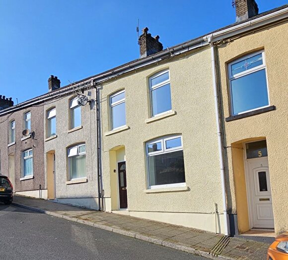 3 Bedroom Terraced House To Rent In Wood Street, Maerdy, Ferndale, CF43