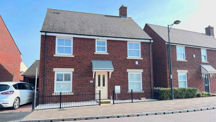 4 Bedroom Detached House To Rent In Green Lane, Wixams, MK42