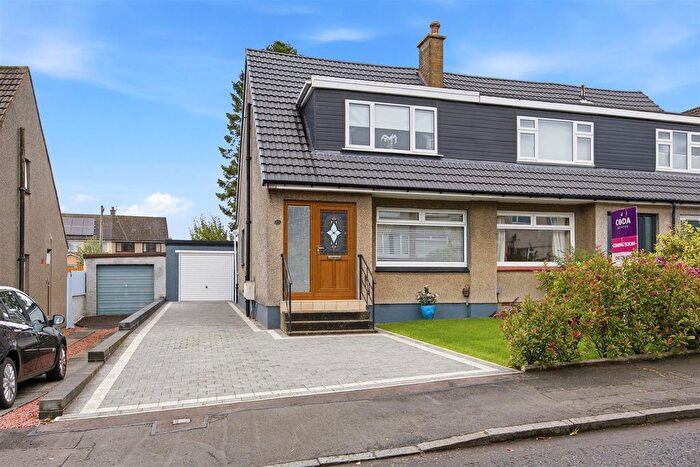 4 Bedroom Semi-Detached House For Sale In Braes-O-Yetts, Kirkintilloch, Glasgow, G66