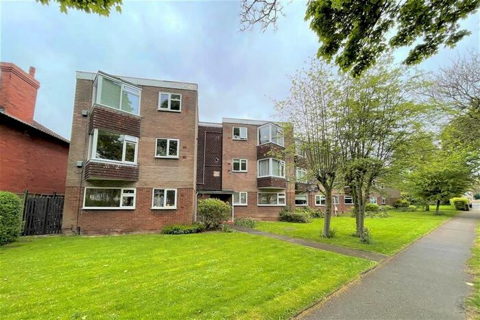 2 Bedroom Flat To Rent In Moorfields, Scott Hall Road, Leeds, LS17