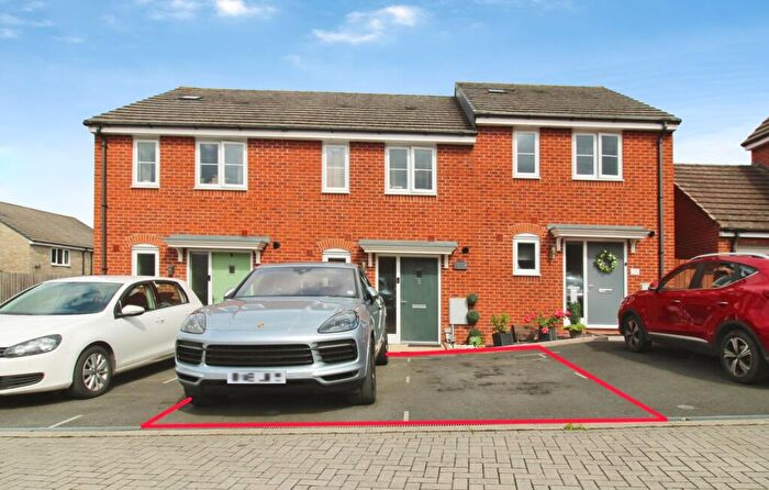 2 Bedroom Terraced House For Sale In Ray Close, Purton, SN5