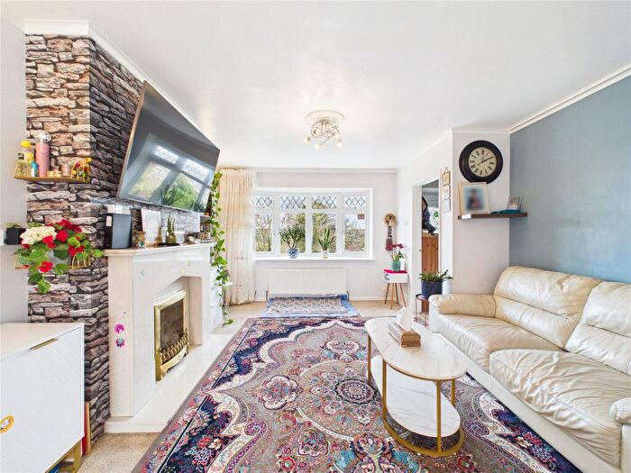 3 Bedroom Terraced House For Sale In Novers Hill, Bristol, BS4